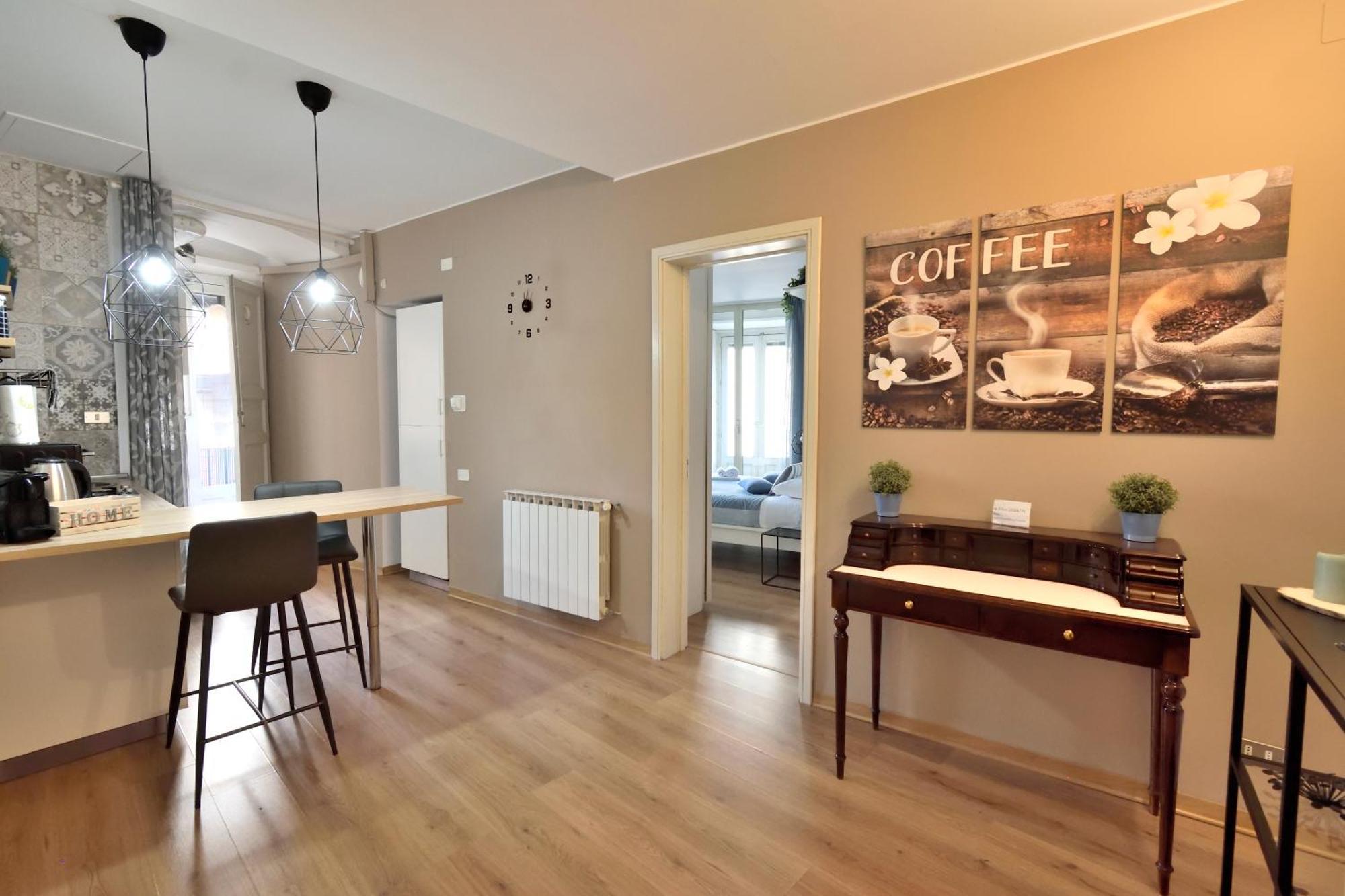 Апартаменты La Casa Di Carta In Piazza Stesicoro Катания Экстерьер фото