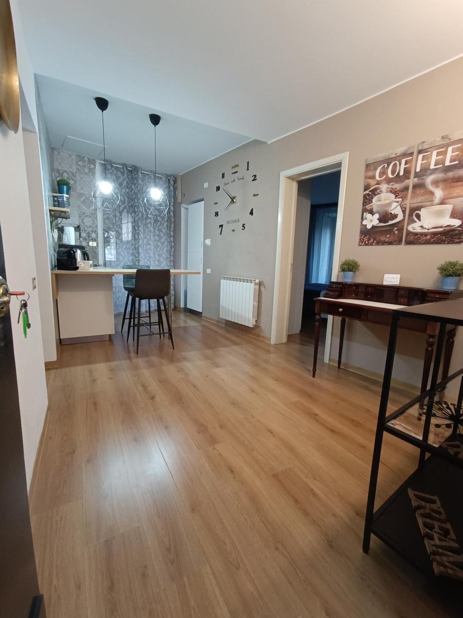 Апартаменты La Casa Di Carta In Piazza Stesicoro Катания Экстерьер фото