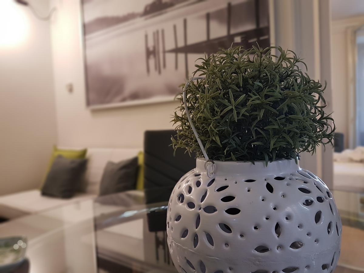 Апартаменты La Casa Di Carta In Piazza Stesicoro Катания Экстерьер фото